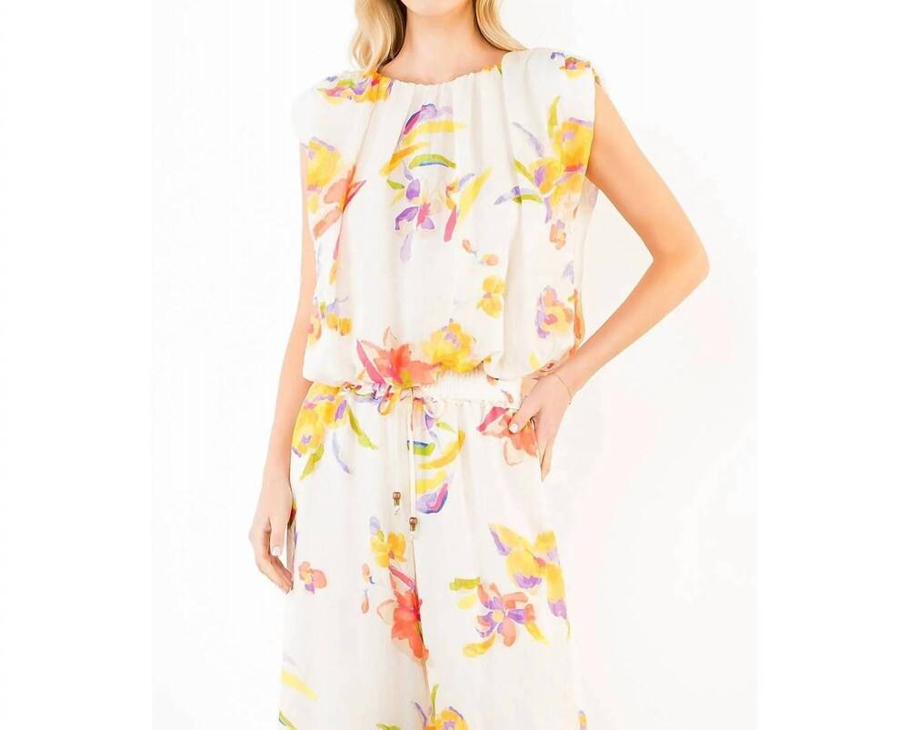 NEW THML sleeveless top in floral